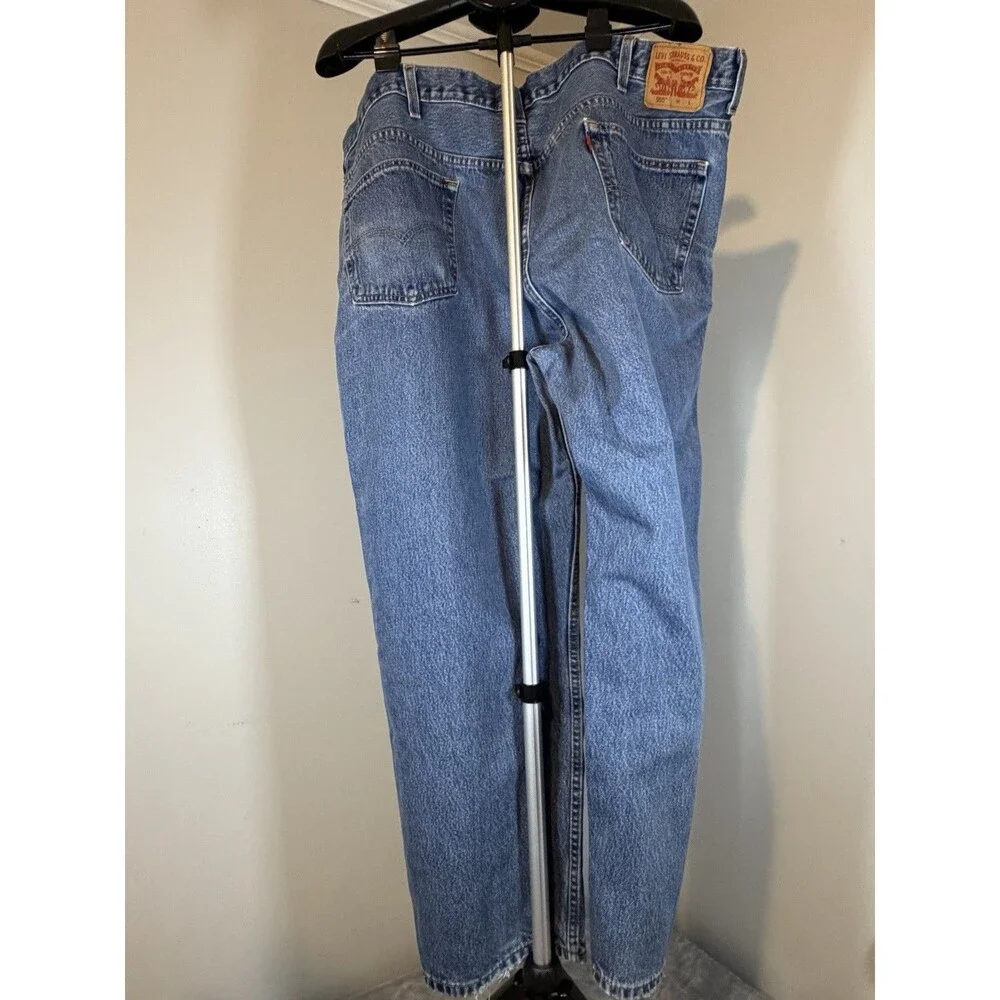 Levi’s Men’s Blue Denim Jeans Relaxed Tapered Mid Rise Medium Wash 5-Pocket